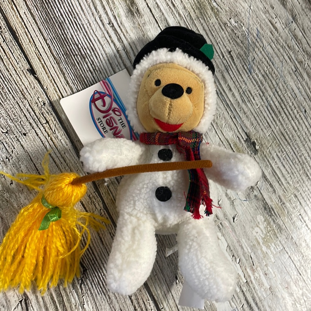 New Disney Store Snowman Winnie the Pooh 8” Mini Bean Bag Vintage